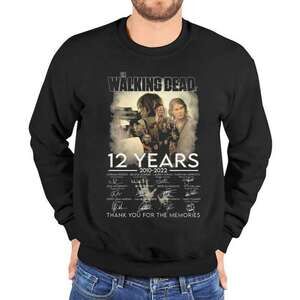 The Walking Dead Signature Style Thank You For The Memories Crewneck Sweatshirt